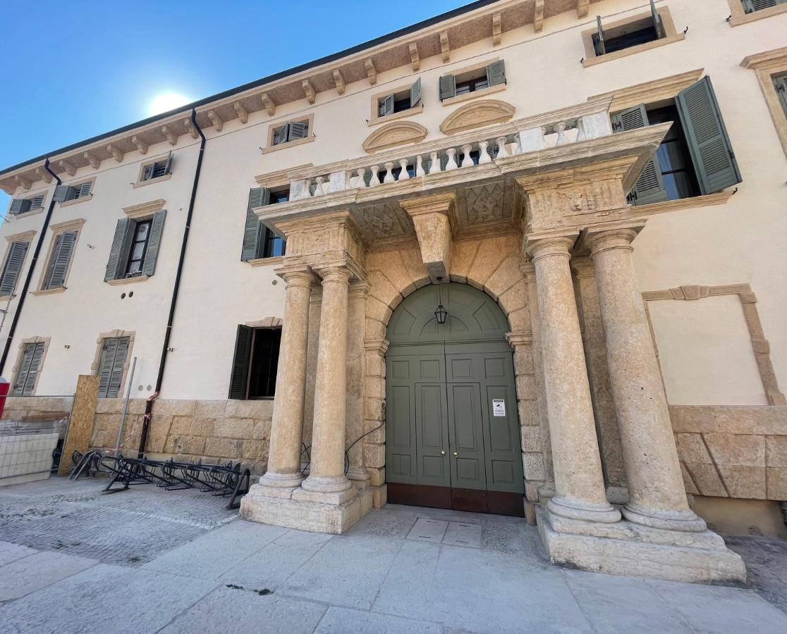 Antiche Colonne Apartment Verona Exterior photo